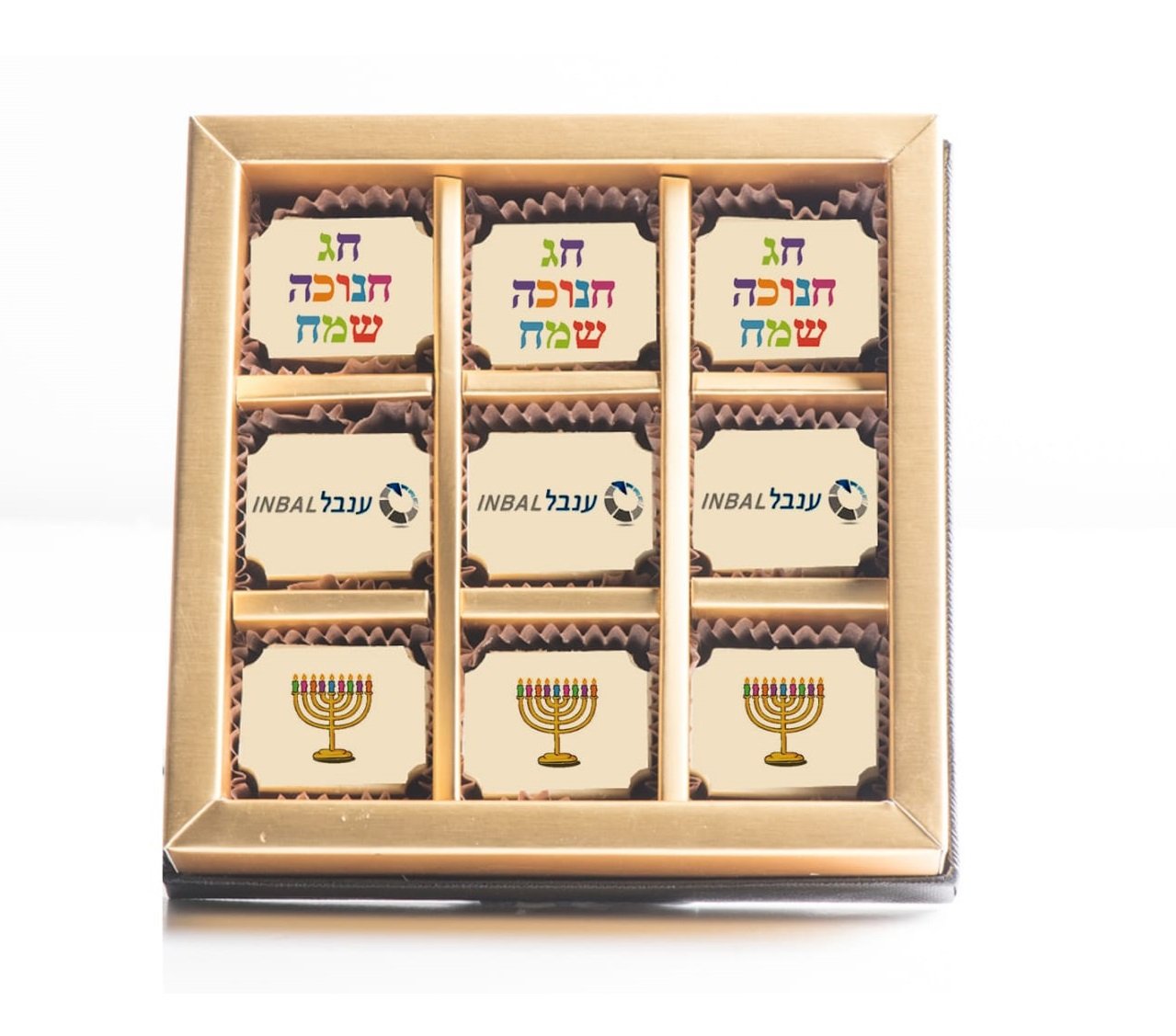 מארז יוקרתי של 9 פרלינים ממותגים