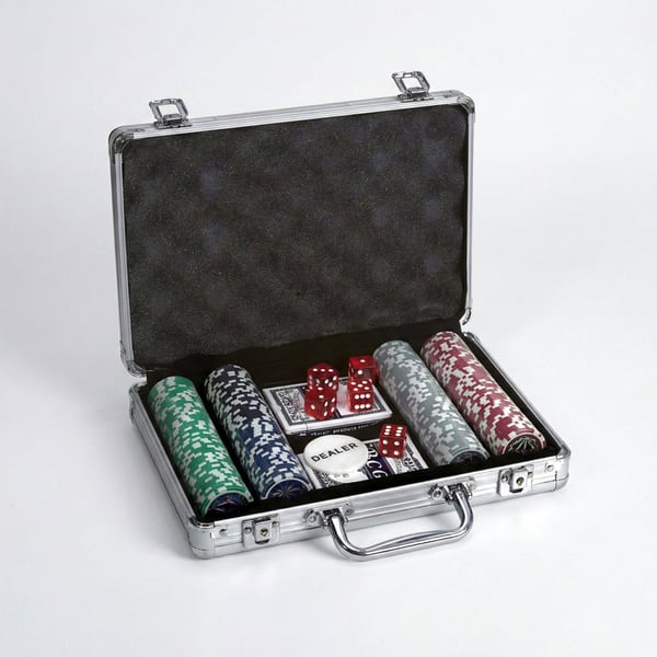 Professional Poker Set with 200 Chips - Unique Gaming Experience