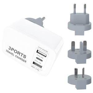 ערכת טעינה בינלאומית עם יציאות USB ו-Type-C מבית Charge-it