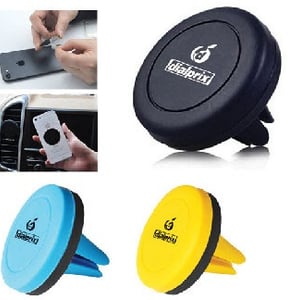 מגנט טלפון לרכב - פתרון בטיחותי לכל נהג