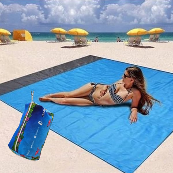 מארז חוף מושלם עם מחצלת דוחה חול ונרתיק ממותג