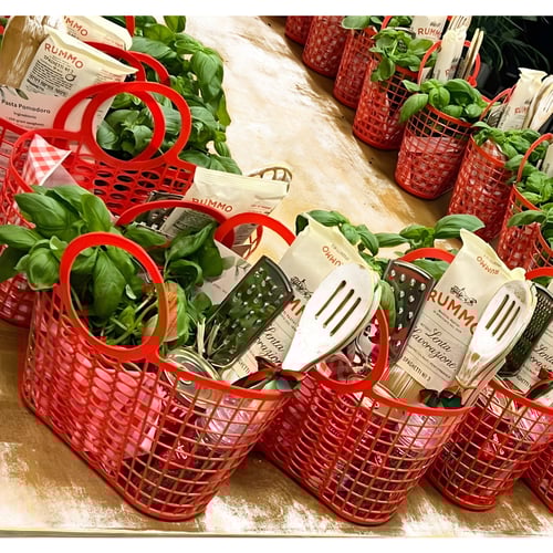 מארז פסטה מפנק עם סלסלת שוק עשירה