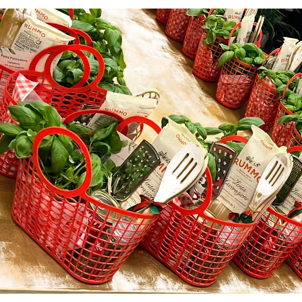 מארז פסטה מפנק עם סלסלת שוק עשירה