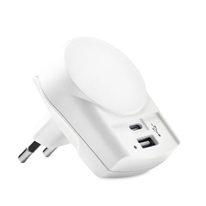 מטען USB אירופי כפול עם יציאות Type-C ו-Type-A