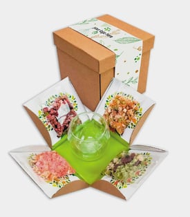 מארז טו בשבט: כוס חליטה וחליטות תה מפנקות