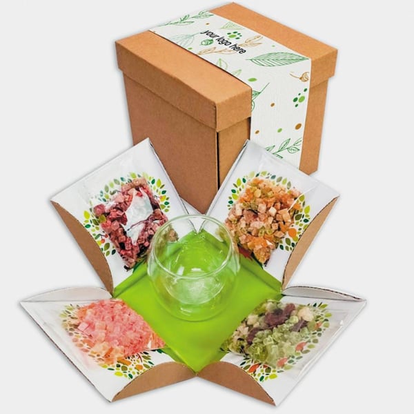 מארז טו בשבט: כוס חליטה וחליטות תה מפנקות