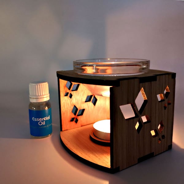 Wooden Aroma Diffuser with Candles and Fragrant Oil