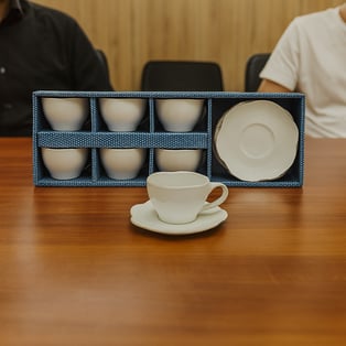 סט כוסות אספרסו מפורצלן - חוויה מהודרת