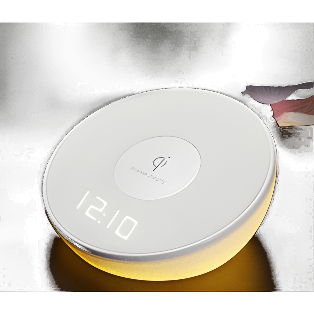 מטען אלחוטי חדשני עם תאורה ושעון זמן מובנה