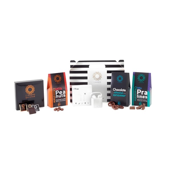 Luxury C Pack with Wireless Bluetooth Earphones & Deluxe Pralines