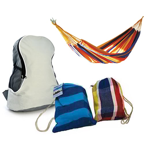 ערסל שכיבה עם תיק ספורט - לוקח את הפנאי לשלב הבא