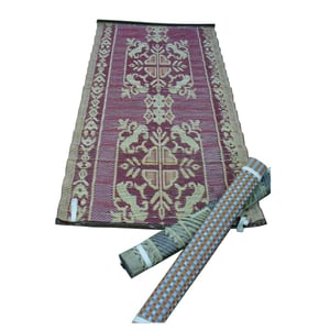 מחצלת מהודרת של CAMPTOWN בגודל 1.82x0.91 מטר