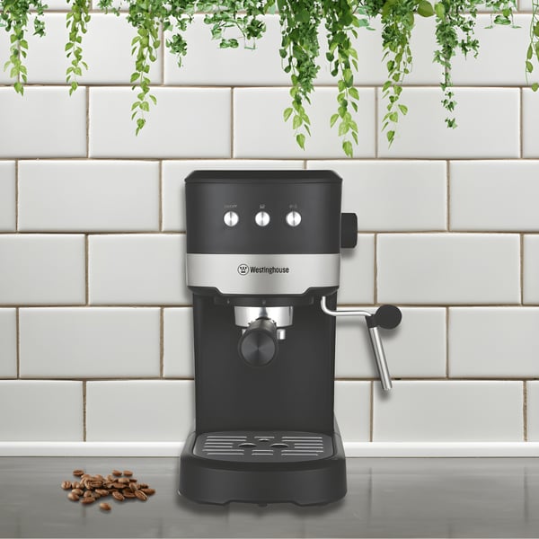 מכונת אספרסו Westinghouse עם מקציף חלב בקיטור תואמת לקפסולות נספרסו