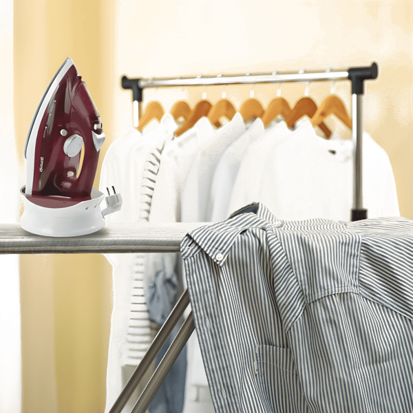 מגהץ אדים אלחוטי איכותי מבית גורנייה ג'ולס