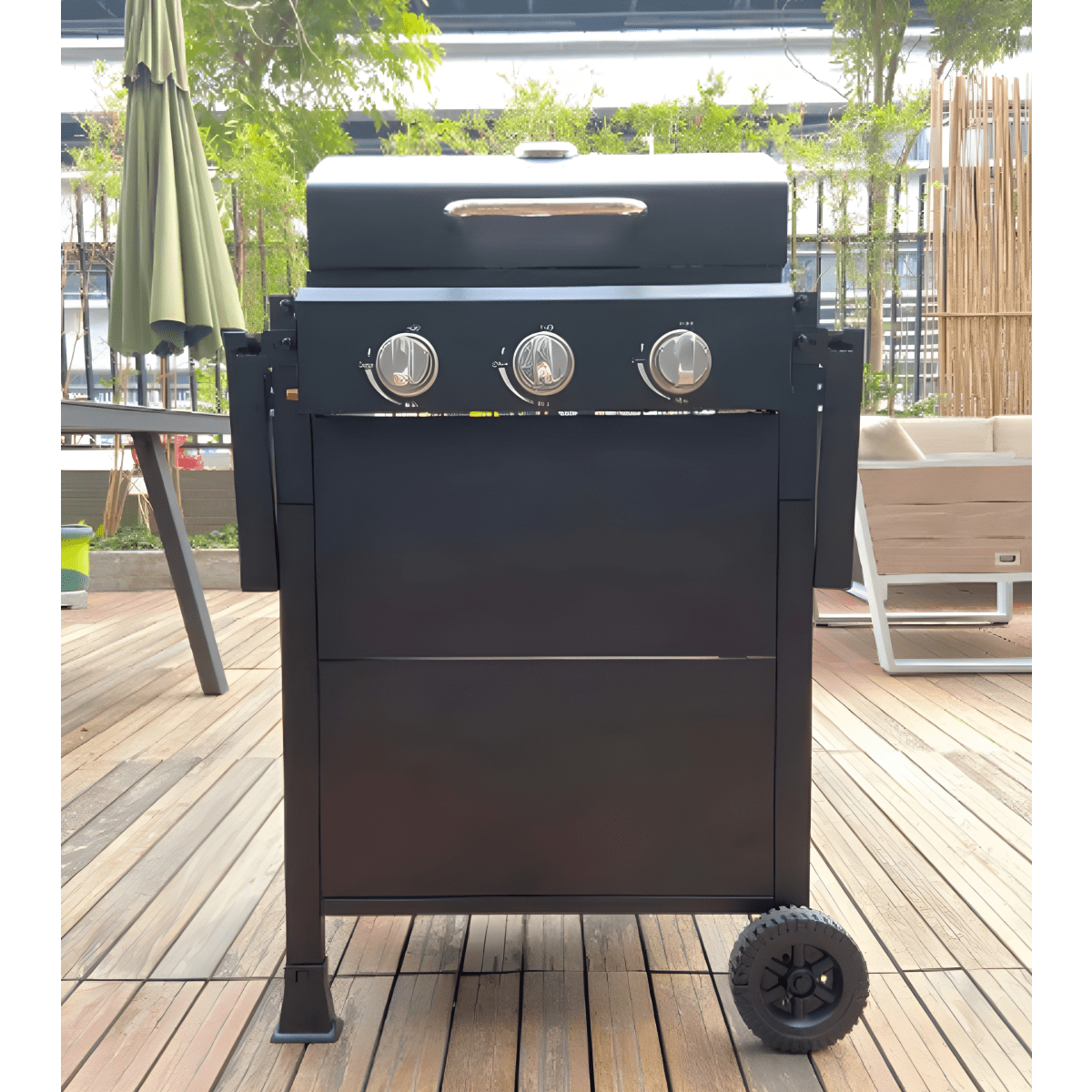 גריל גז קומפקטי עם 3 להבות מבית Sauter