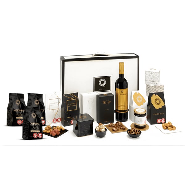 Luxury Galaxy Gift Set with Wine and Chocolates