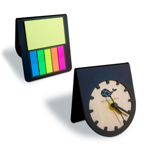 Dual-Sided Desk Clock with Memo Pads and Flags