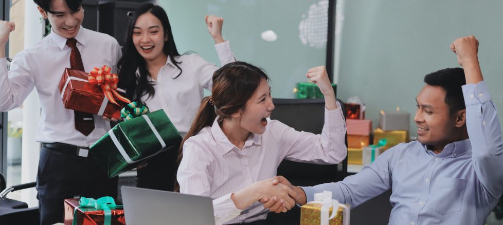 Employee Gifts During Learning Periods: Encouraging Professional Development and Skill Acquisition