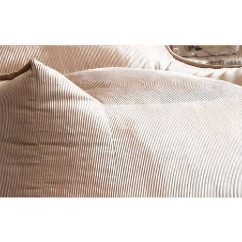 כורסת רילקס מבד קורדרוי עם גב והדום מוגבהים מבית מילגה