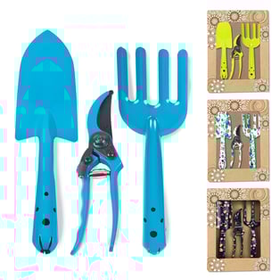 Perfect Petunia Gardening Set