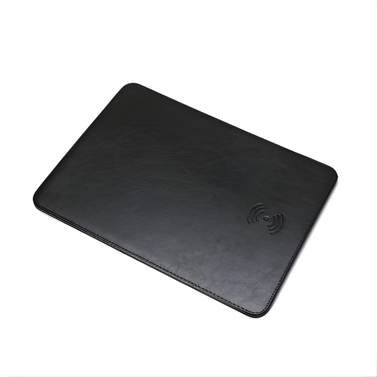 משטח לעכבר עם טעינה אלחוטית