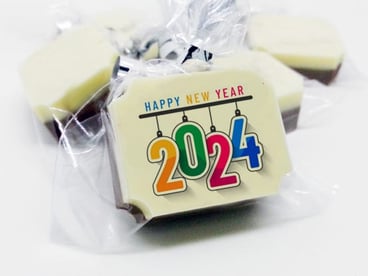 פרלין מותאם אישית עם מיתוג ואריזה עיצובית