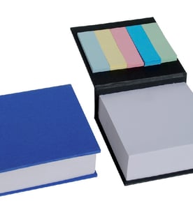 ממו נייר מרובע - מתנה עסקית שימושית