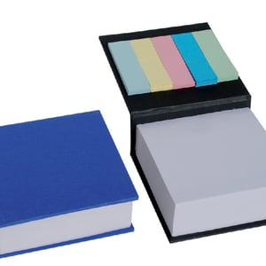 ממו נייר מרובע - מתנה עסקית שימושית