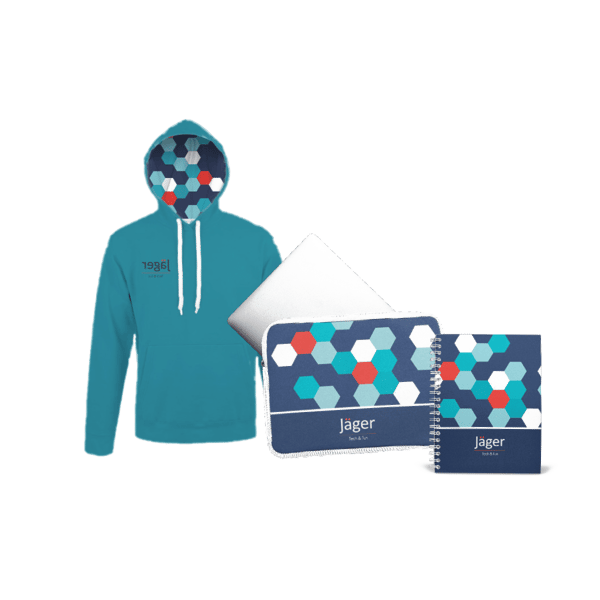 מארז חורף נעים: קפוצ'ון, מחברת ותיק למחשב