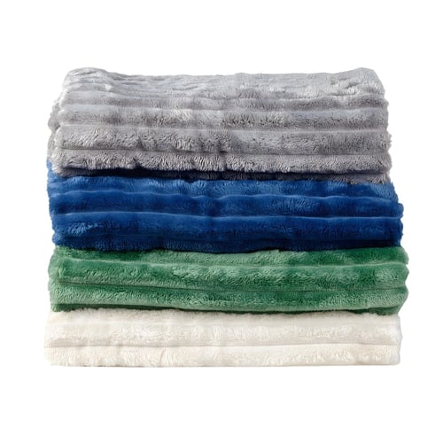 שמיכת סטרייפ יוקרתית - הפינוק המושלם לעובדים וללקוחות