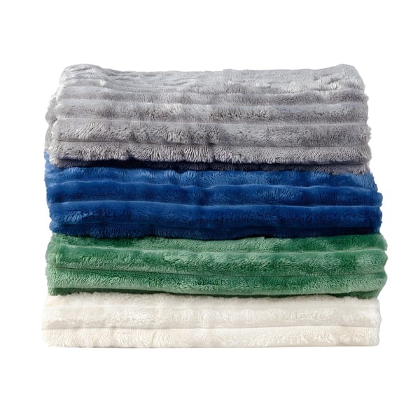 שמיכת סטרייפ יוקרתית - הפינוק המושלם לעובדים וללקוחות