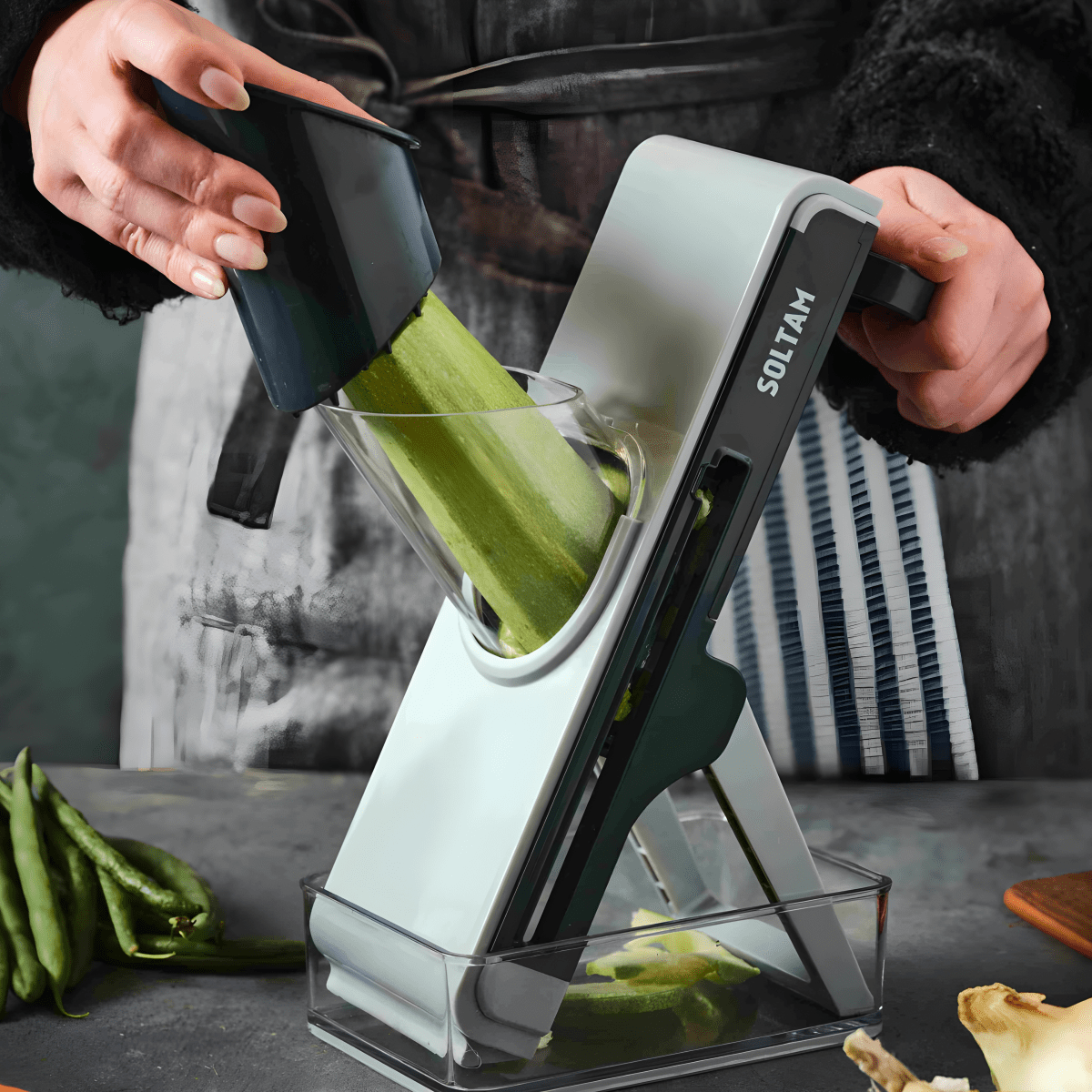 מנדולינה מקצועית לחיתוך בשר, פירות וירקות - SOLTAM