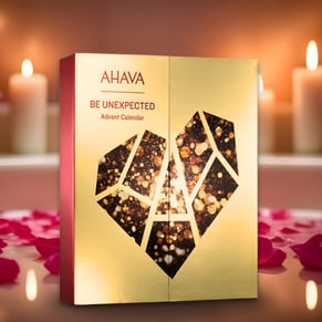 ערכת טיפוח וקוסמטיקה יוקרתית לאישה מבית AHAVA