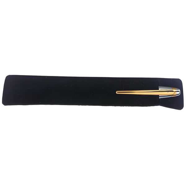 Luxury Velvet Pen Sleeve – Protection and Style