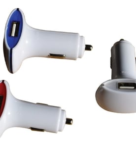 מטען USB עם חיבור למצת הרכב - טעינה מהירה ונוחה