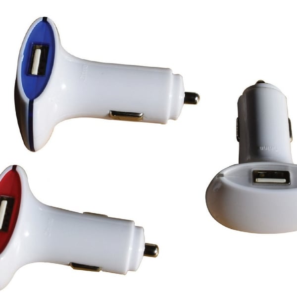 מטען USB עם חיבור למצת הרכב - טעינה מהירה ונוחה