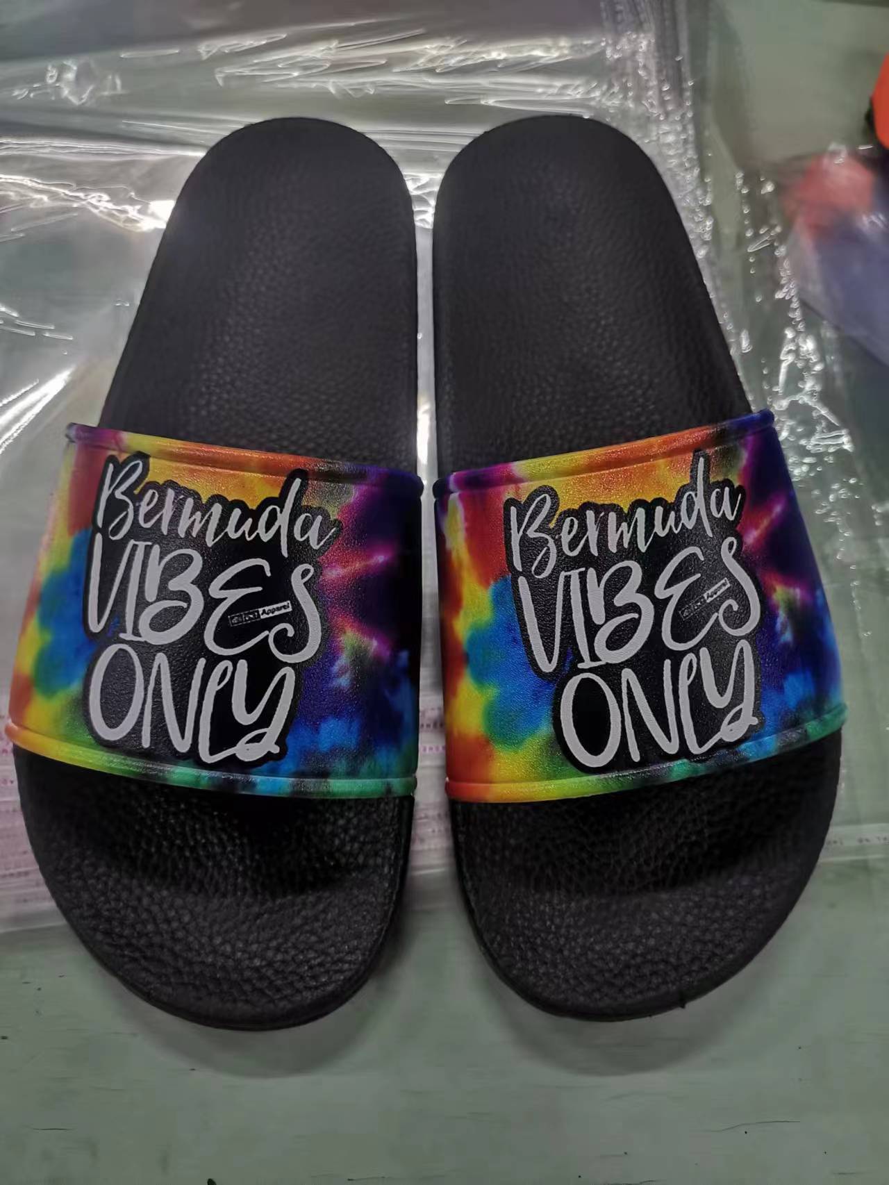 כפכפי חוף איכותיים עם אפשרות להדפסה אישית