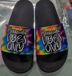 כפכפי חוף איכותיים עם אפשרות להדפסה אישית