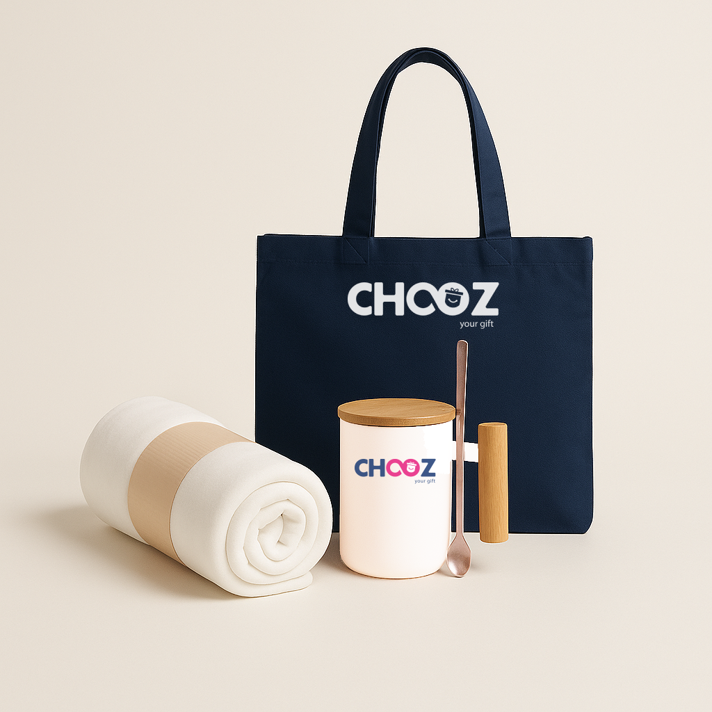 סט חורף נוח עם כרבולית פליז, כוס פורצלן ותיק אלבד