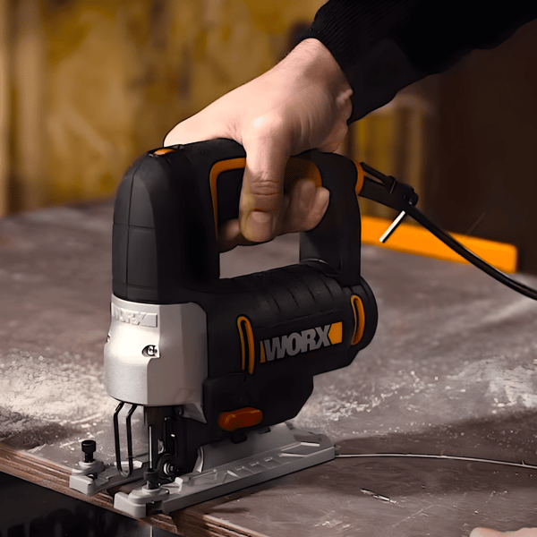 מסור אנכי WORX עם עוצמה של 650W - לביצועים מקצועיים