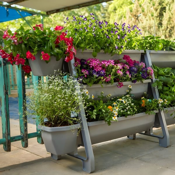 ערכת גינה אנכית מודולרית עם 3 אדניות ומתנה מיוחדת!