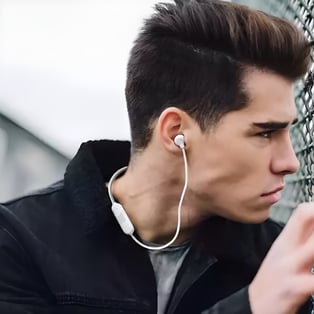 אוזניות אלחוטיות עם פונקציית שיחה מבית JBL