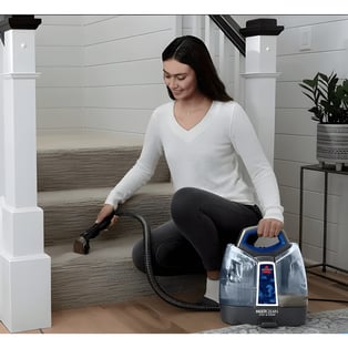 מכשיר ניקוי גורפי רב עוצמה עם אביזרים משולבים