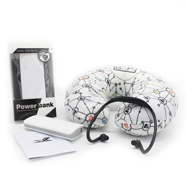 סט טיסה עם כרית נוחות - הטיסה המושלמת לאנשים עסוקים