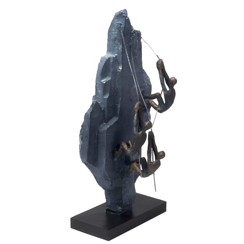 פסל יוקרתי 'המעז מנצח' מאת GRACIA GALLERY