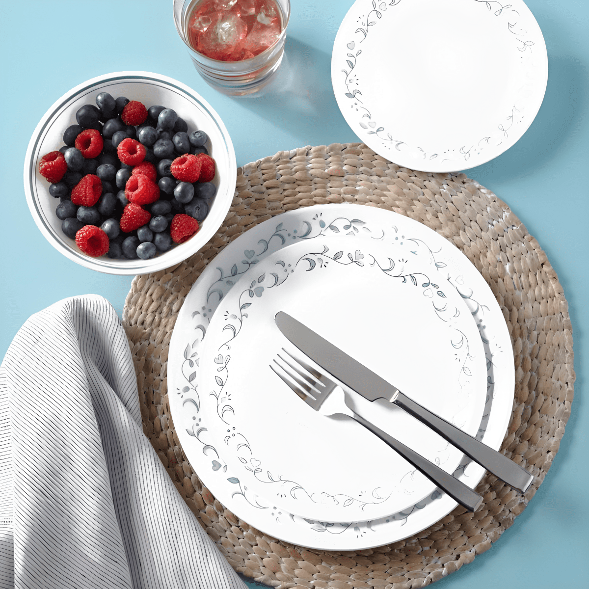 סט צלחות זכוכית חזקות ויוקרתיות – 12 חלקים ל-4 סועדים מעוצבים מבית CORNING