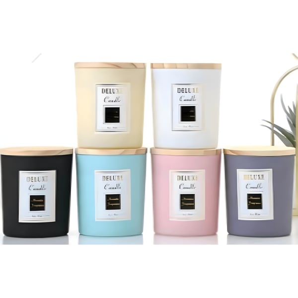 נר ריחני בכוס זכוכית משולבת במבוק – ניחוח טבעי