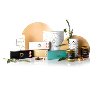 Exclusive White Comet Gift Box – A Sweet Delight Treat