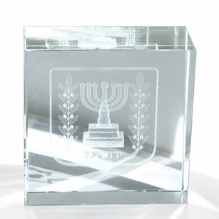 מכבד קריסטל - מתנה עסקית יוקרתית