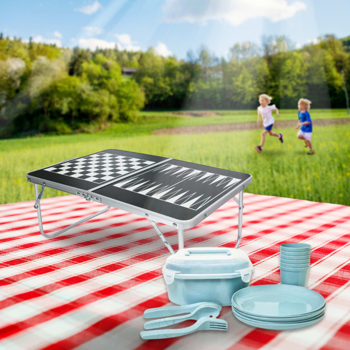 ערכת פיקניק לגינה ולחוף - שולחן משחקים מתקפל וסט כלים ל-6